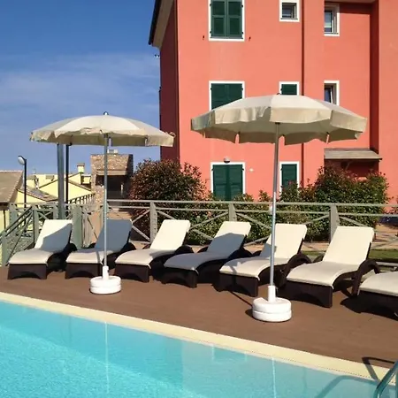 Apartamento Perla Di Mare By Holiday World Pietra Ligure